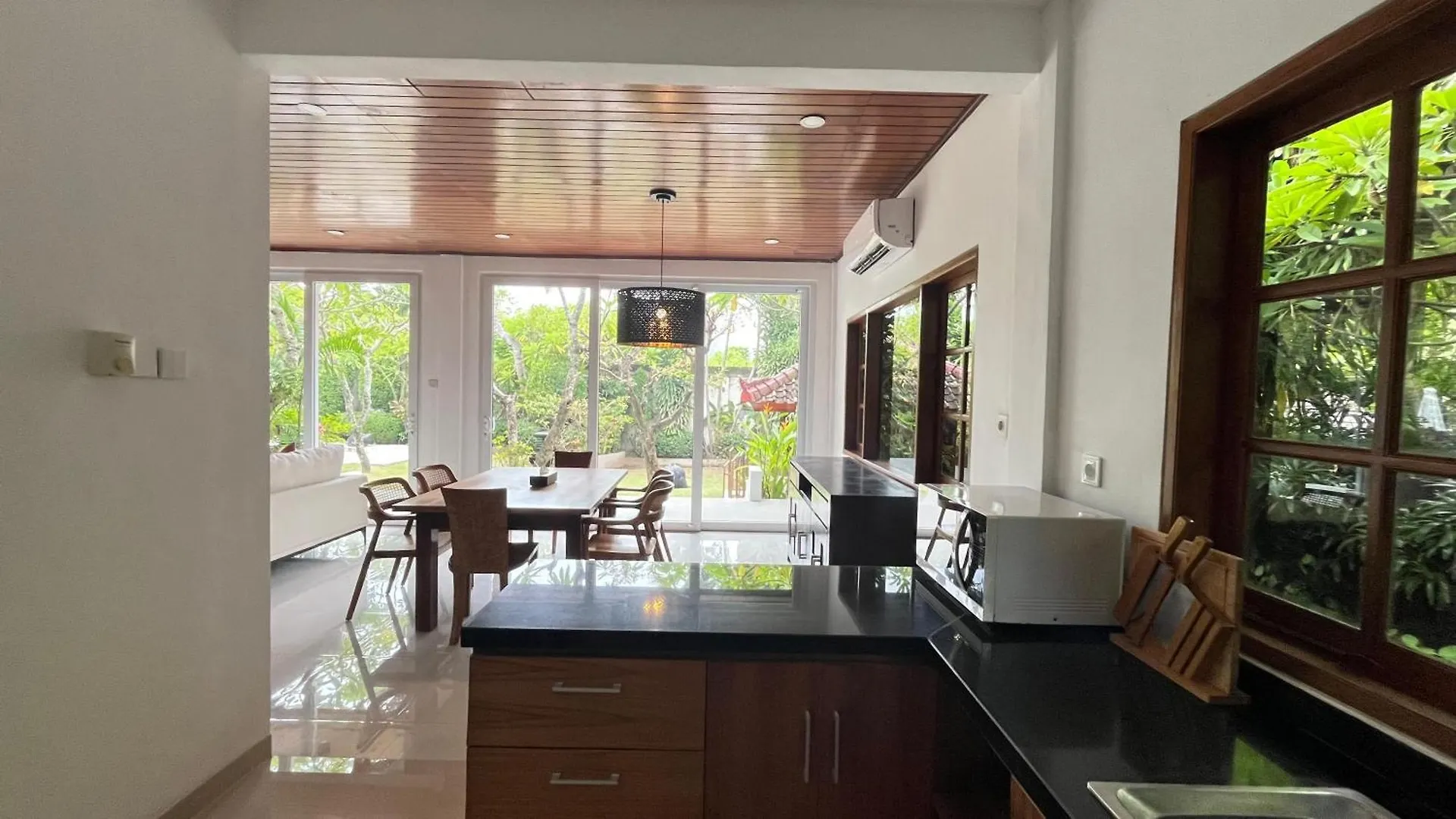 Baliana Villa Legian