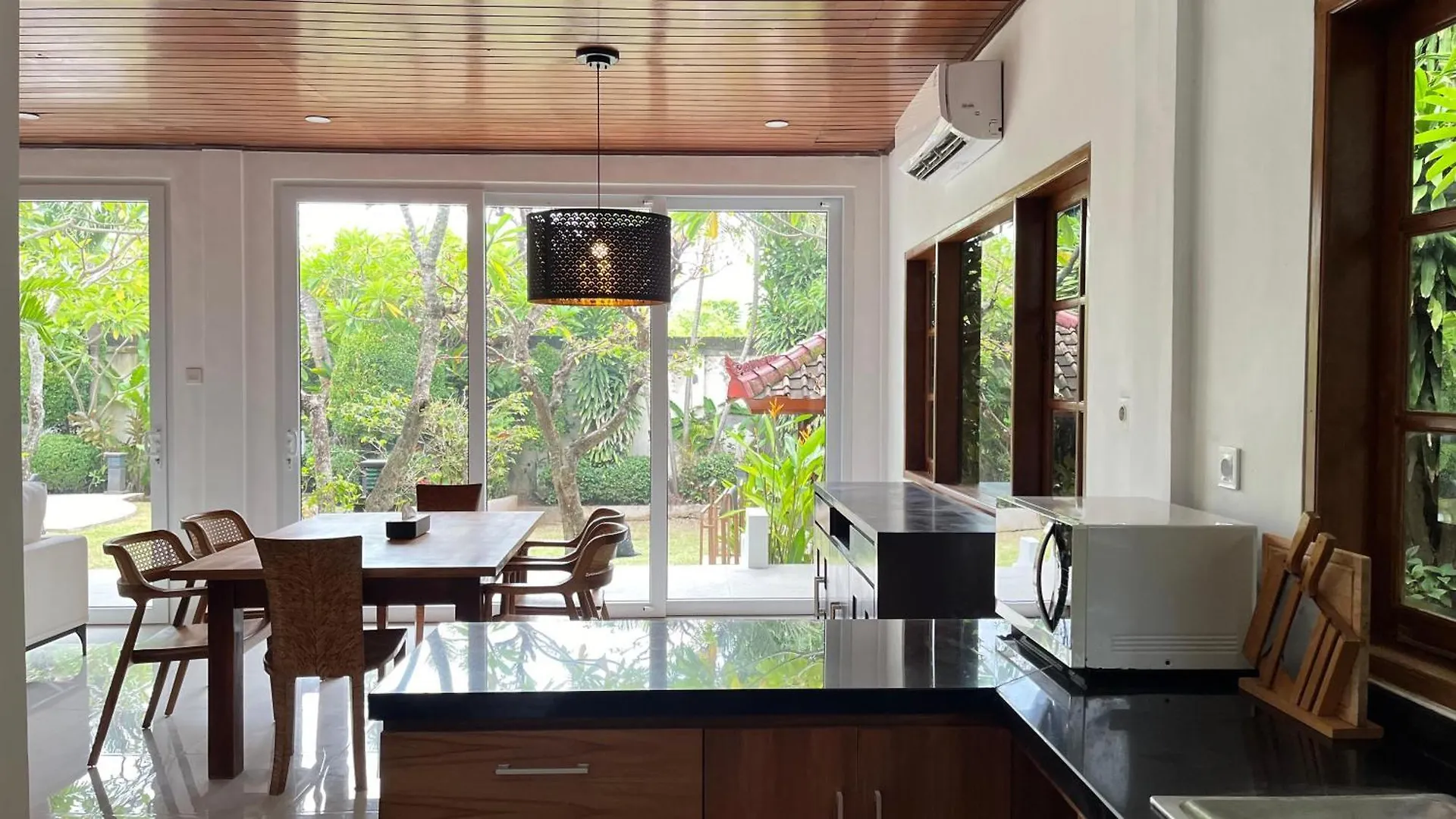 Baliana Villa Legian