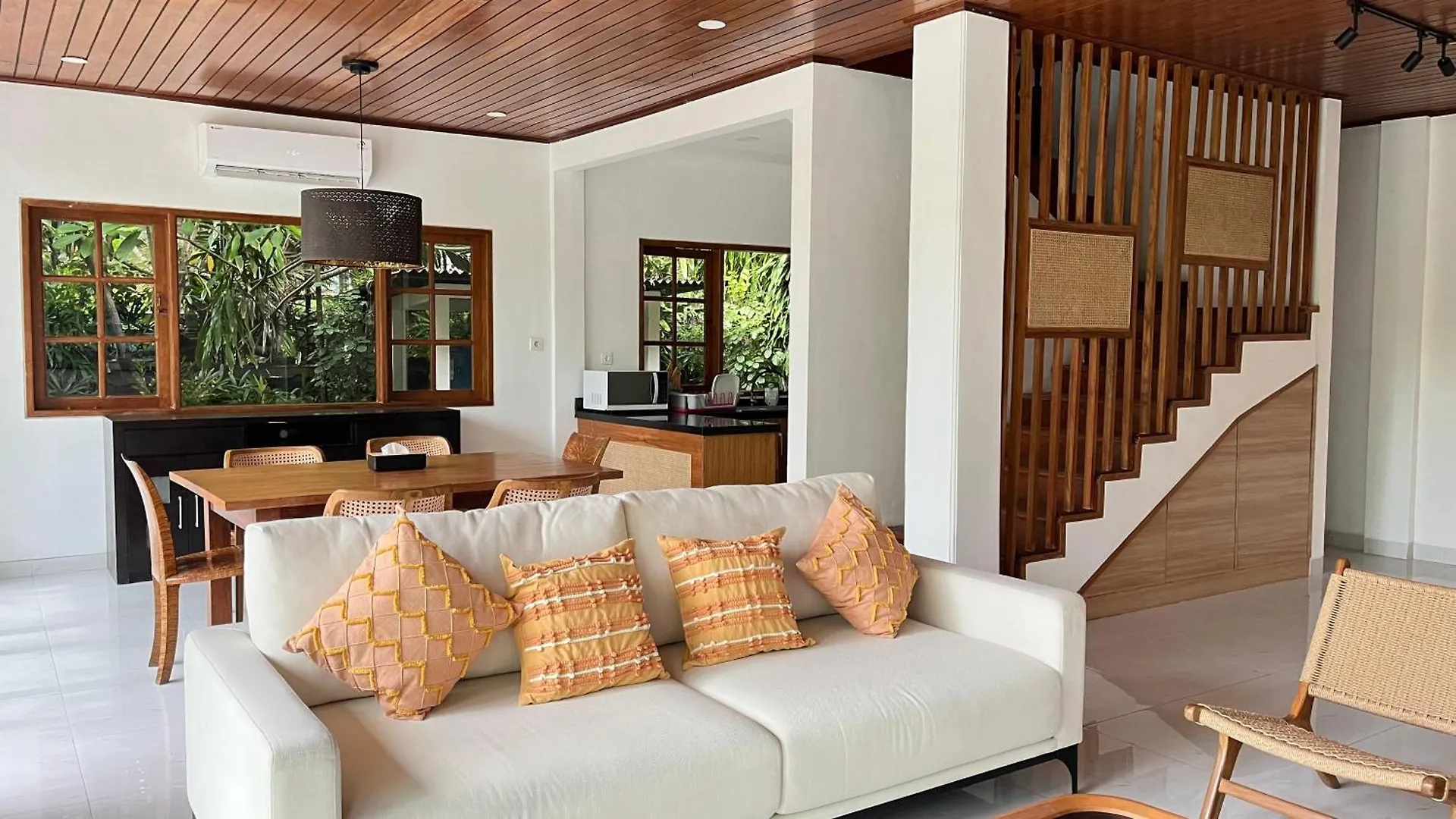 Baliana Villa Legian 0*, Legian (Bali) Indonesia