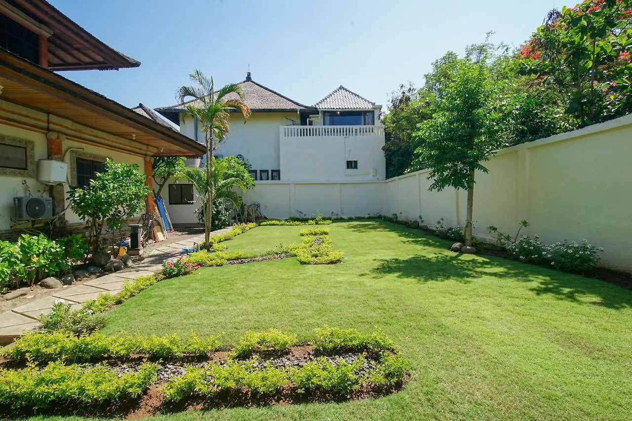 Baliana Villa Legian Indonesia