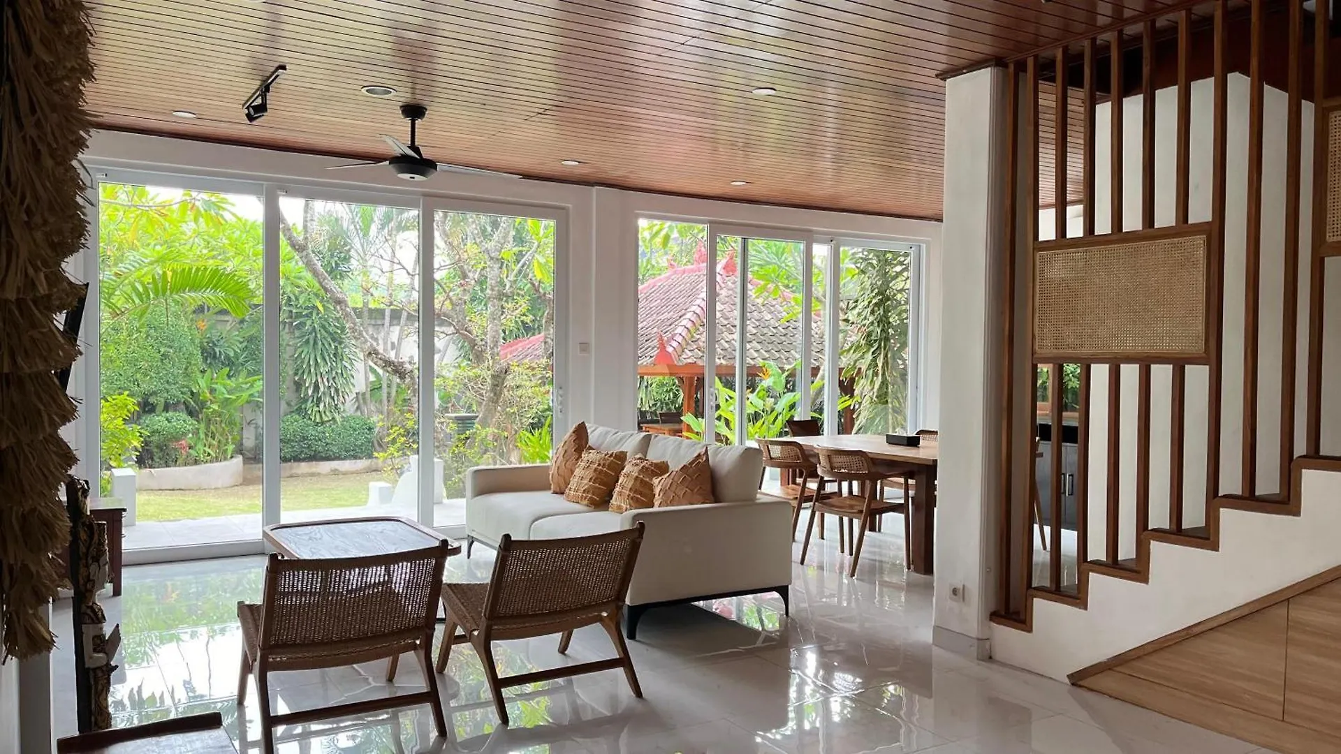 Baliana Villa Legian 0*, Legian (Bali)